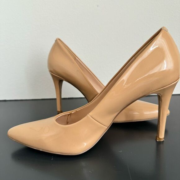 $5/$35 Nine West Patent Leather Nude Tan Pump Career Office Wear Size 6 Almond - Picture 4 of 15
